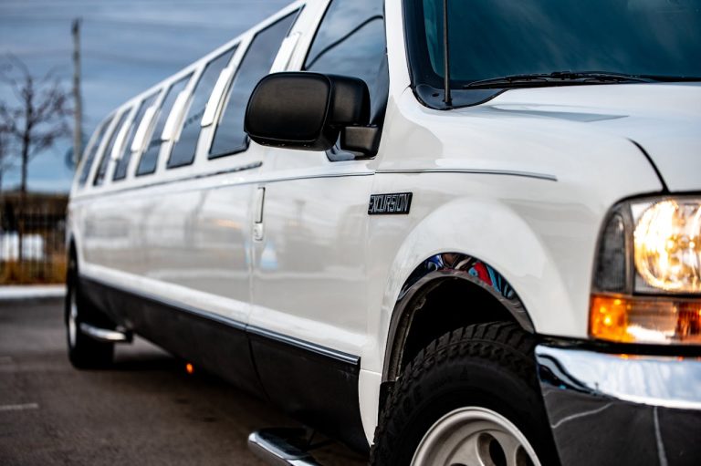 Hire Limousine Services and make Your Memories Unforgettable
